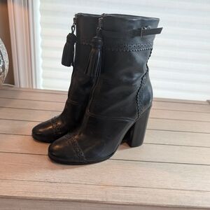 Tory Burch Black Leather Heeled Boots